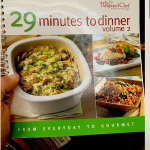 The Pampered Chef  29 Minutes to Dinner Volume 2 Book